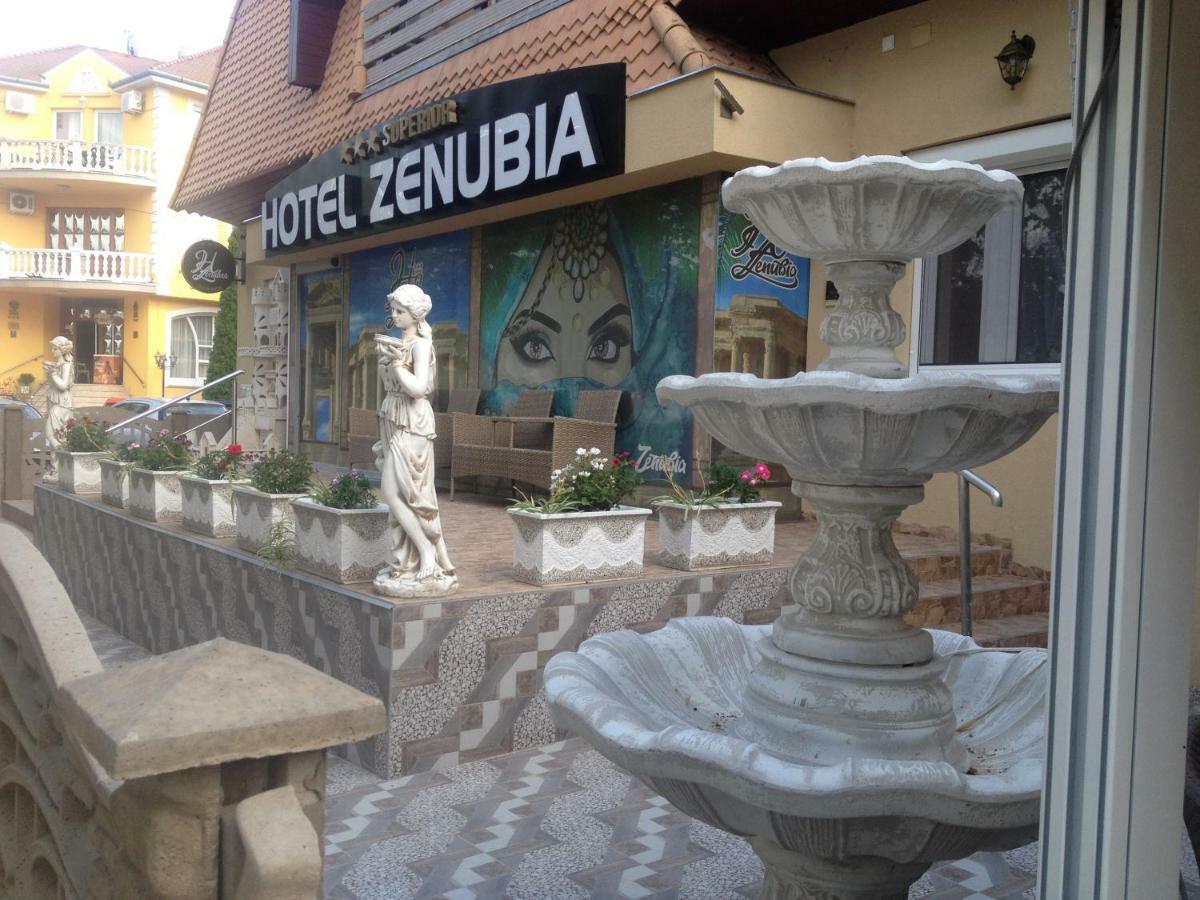 Hotel Zenubia Hajdúszoboszló Εξωτερικό φωτογραφία